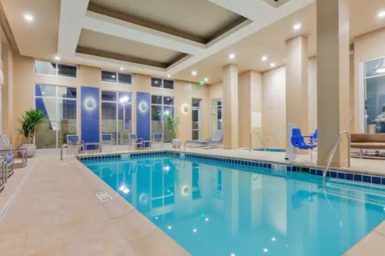 Hampton Inn & Suites Owensboro Downtown Waterfront Экстерьер фото